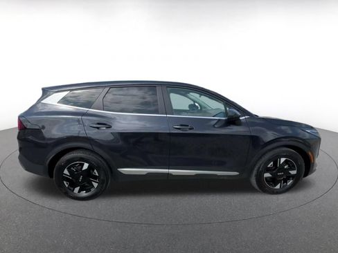 Used 2026 Kia Sportage LX FWD image 16