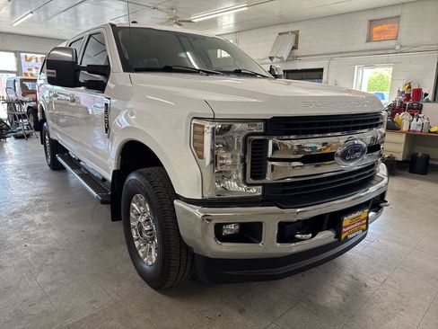 Used 2019 Ford F250 XLT w/ XLT Premium Package AWD/4WD image 67