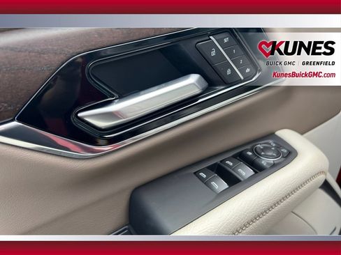 New 2026 GMC Yukon XL Denali w/ Sun & Power Step Package AWD/4WD image 18