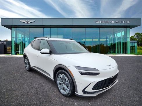 Used 2025 Genesis GV60 Advanced image 3