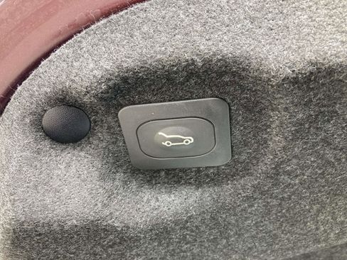 Used 2013 Lincoln MKZ Hybrid image 15