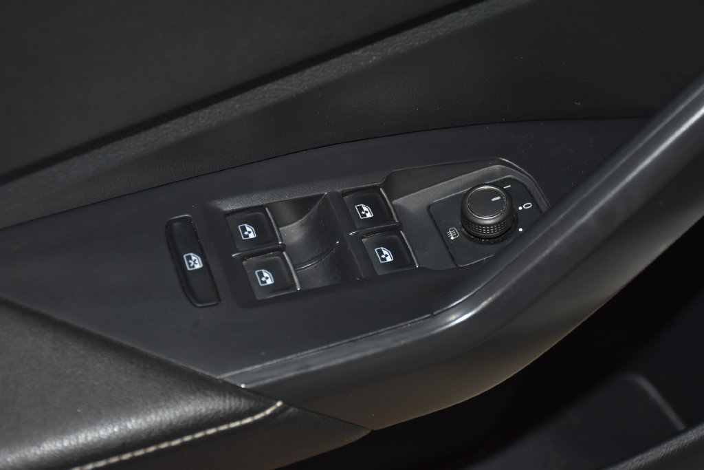 Used 2025 Volkswagen Jetta S FWD image 24