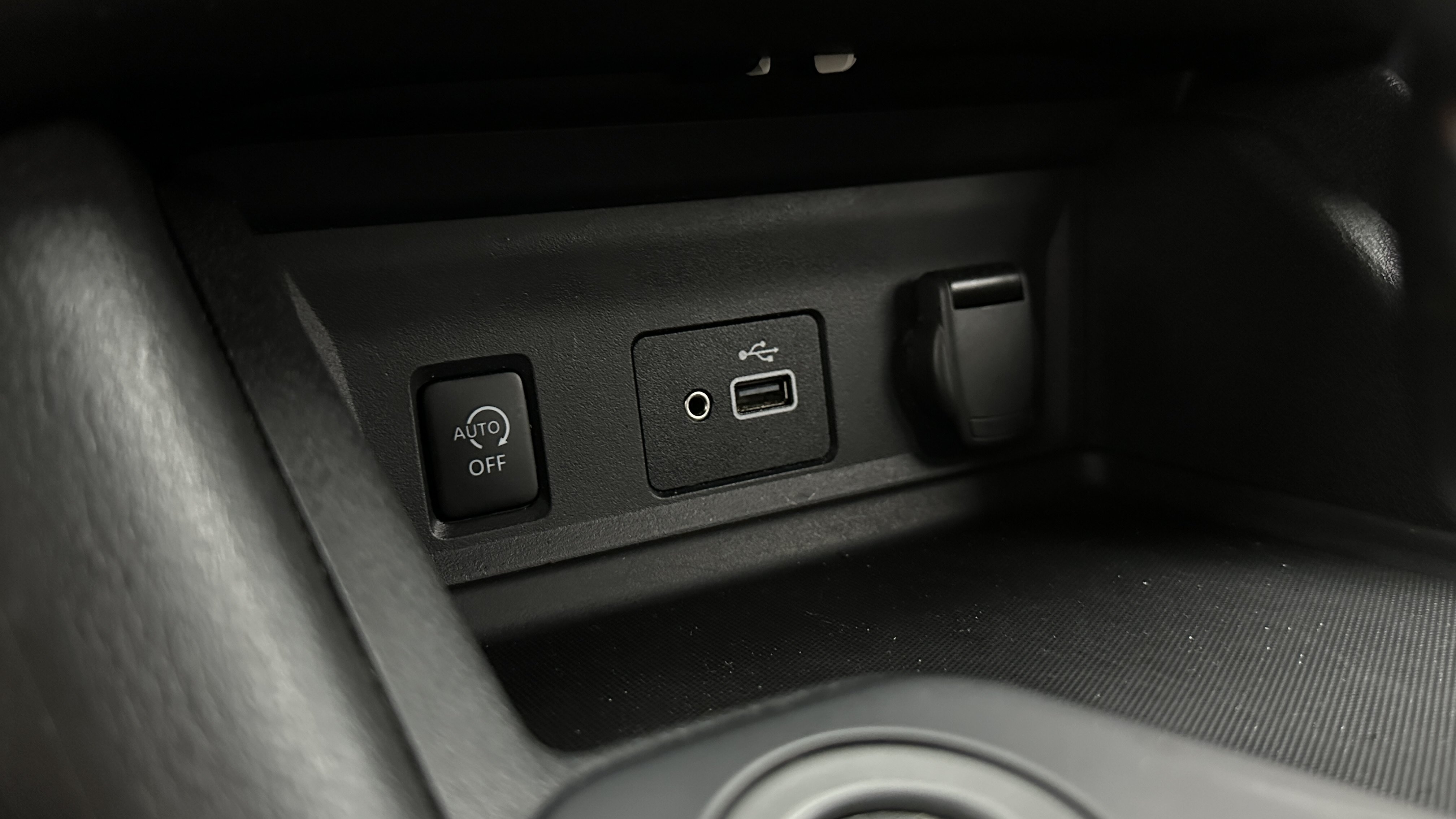 Used 2025 Nissan Sentra S w/ Trunk Package FWD image 21