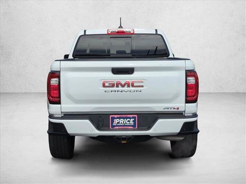 Used 2024 GMC Canyon AT4 w/ AT4 Premium Package AWD/4WD image 6