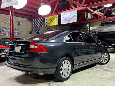 Used 2011 Volvo S80 3.2 w/ Climate Pkg FWD image 4