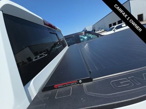 Used 2024 GMC Sierra 2500 SLT w/ SLT Premium Package AWD/4WD image 8