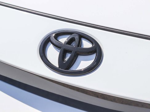 New 2026 Toyota Corolla SE w/ SE Package FWD image 10