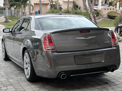 Used 2012 Chrysler 300 SRT8 w/ 19-Premium Speaker Group image 38