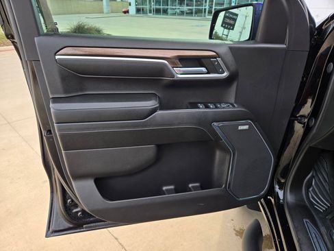 Used 2023 Chevrolet Silverado 1500 LT Trail Boss w/ LT Trail Boss Premium Package image 11