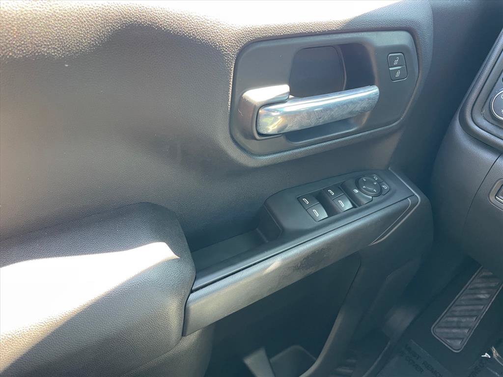 Used 2023 Chevrolet Silverado 1500 Custom AWD/4WD image 20
