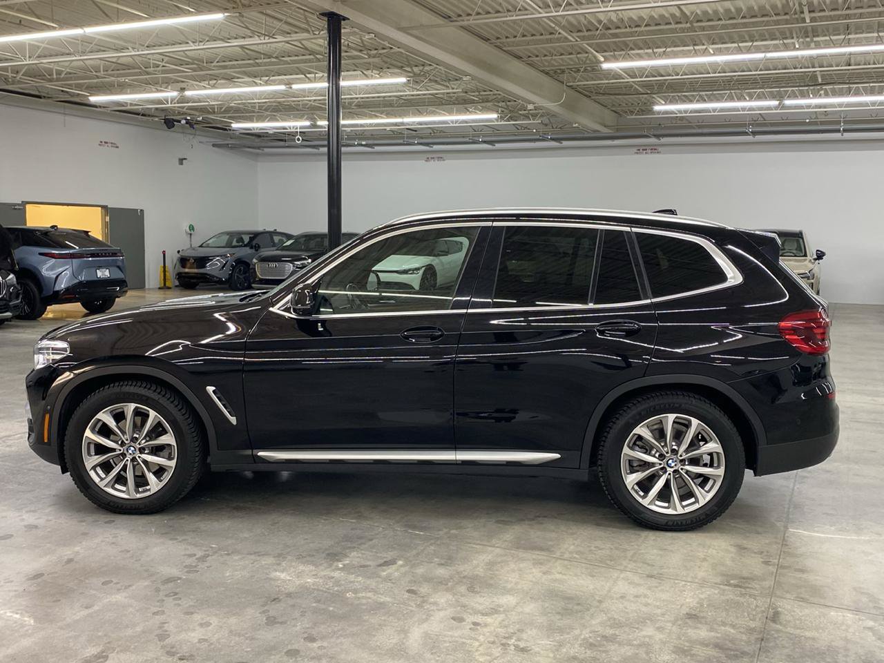 Used 2019 BMW X3 xDrive30i w/ Executive Package AWD/4WD image 13