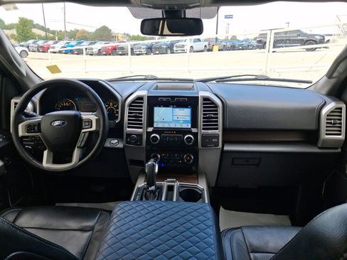 Used 2016 Ford F150 Lariat w/ Equipment Group 502A Luxury AWD/4WD image 13