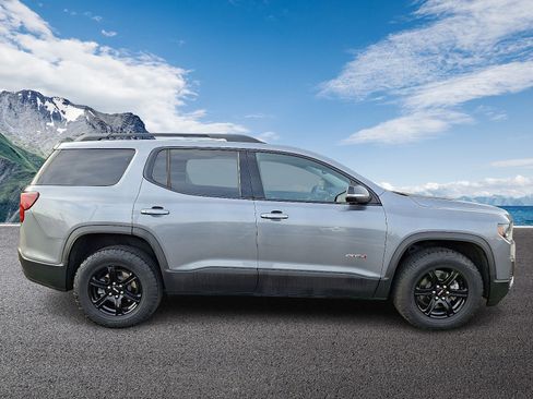 Used 2022 GMC Acadia AT4 w/ Technology Package image 7