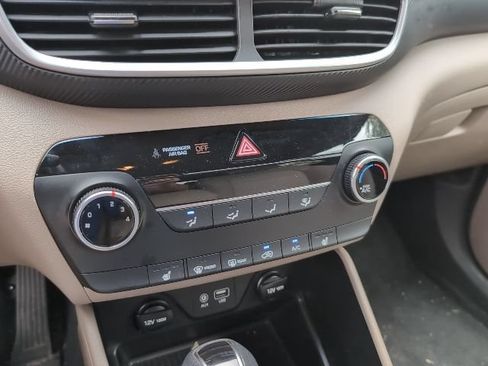 Used 2019 Hyundai Tucson Value FWD image 18