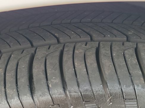 Certified 2025 Hyundai Elantra SEL FWD image 8