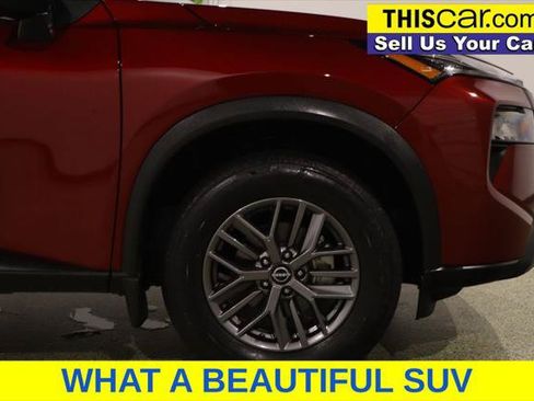 Used 2024 Nissan Rogue S FWD image 11