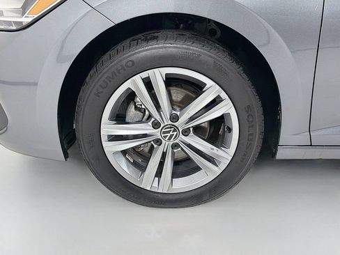 Used 2023 Volkswagen Jetta SE FWD image 28