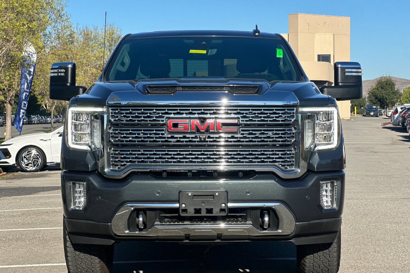 Used 2021 GMC Sierra 2500 Denali w/ Denali Ultimate Package AWD/4WD image 9
