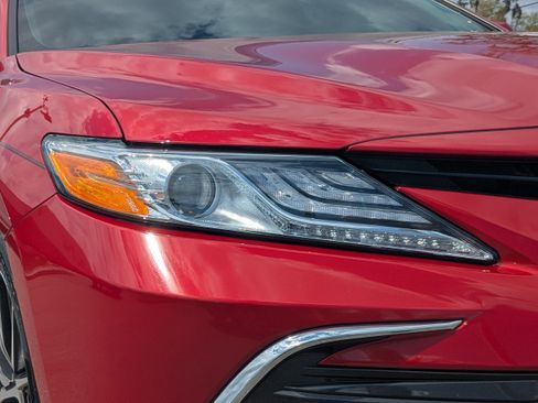 Used 2024 Toyota Camry XLE image 10