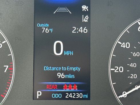 Used 2025 Toyota Corolla LE FWD image 11