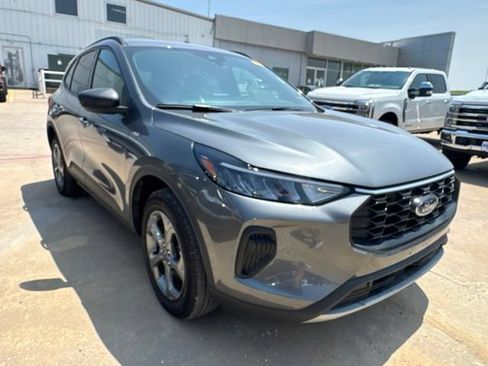 Used 2025 Ford Escape ST-Line AWD/4WD image 6