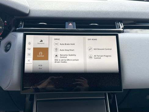 New 2026 Land Rover Range Rover Velar S image 29