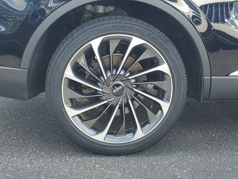 Certified 2023 Lincoln Aviator Reserve w/ Equipment Group 201A AWD/4WD image 5