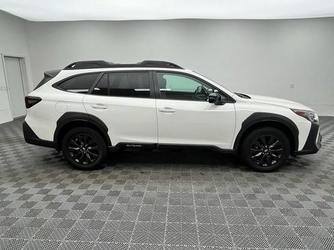 Used 2023 Subaru Outback Onyx Edition AWD/4WD image 8