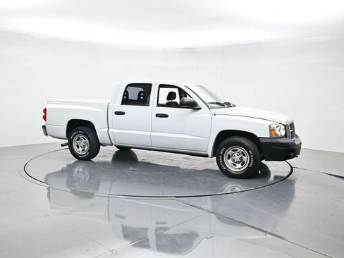 Used 2007 Dodge Dakota ST AWD/4WD image 3