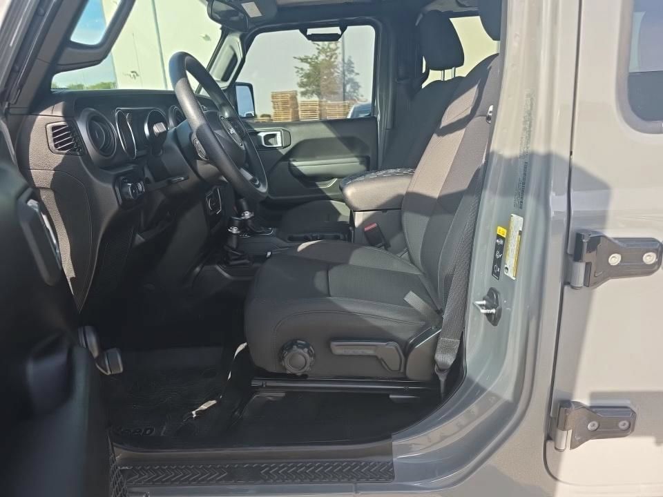 Used 2023 Jeep Wrangler Unlimited Sport w/ Xtreme 35 Tire Package AWD/4WD image 11