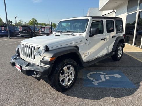 Used 2019 Jeep Wrangler Unlimited Sport S AWD/4WD image 22