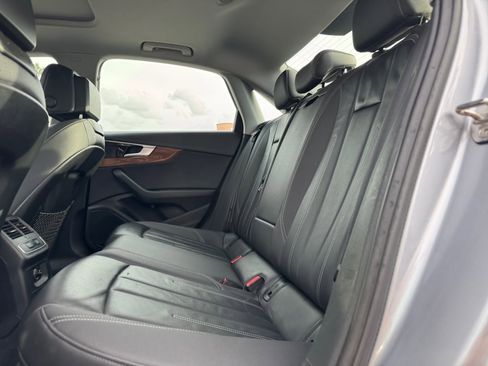 Used 2023 Audi A4 2.0T Premium w/ Convenience Package image 18