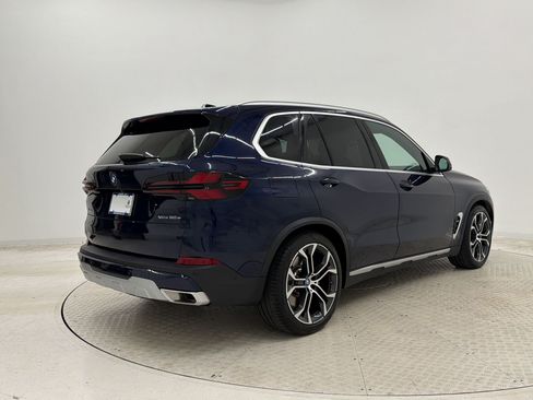 Used 2024 BMW X5 xDrive50e w/ Premium Package AWD/4WD image 9