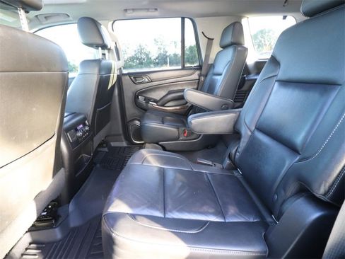 Used 2019 Chevrolet Tahoe LT w/ LT Signature Package image 10