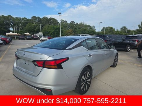 Used 2021 Nissan Altima 2.5 SV FWD image 5