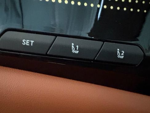Used 2026 Kia Carnival SX Prestige FWD image 10