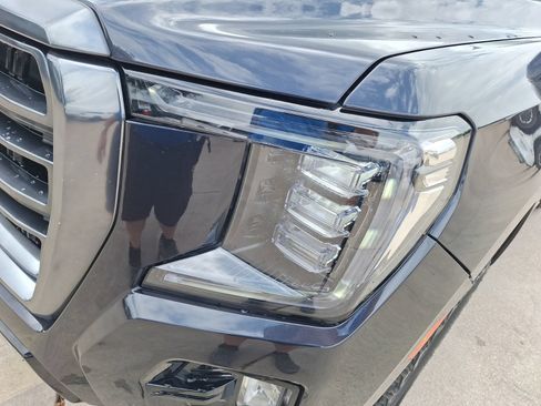 Used 2023 GMC Yukon AT4 w/ AT4 Premium Plus Package AWD/4WD image 10