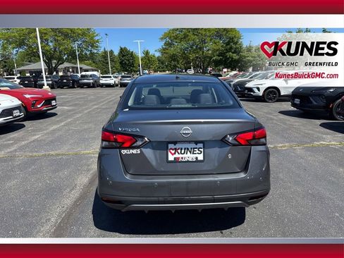 Used 2024 Nissan Versa S FWD image 8