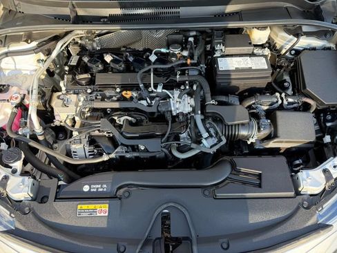 Used 2023 Toyota Corolla SE w/ SE Premium Package FWD image 22