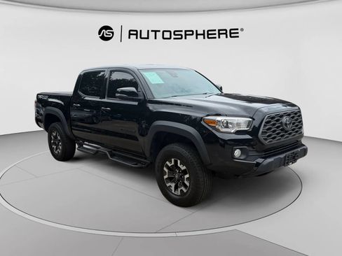Used 2020 Toyota Tacoma TRD Off-Road w/ Technology Package AWD/4WD image 12