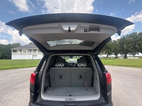 Used 2019 GMC Acadia SLT FWD image 13