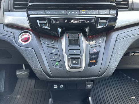 Used 2025 Honda Odyssey Sport-L image 16