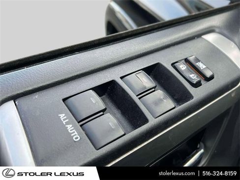 Used 2018 Toyota 4Runner SR5 image 21