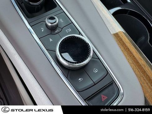 Used 2023 Cadillac Escalade Sport Platinum w/ LPO, ONYX Package AWD/4WD image 42
