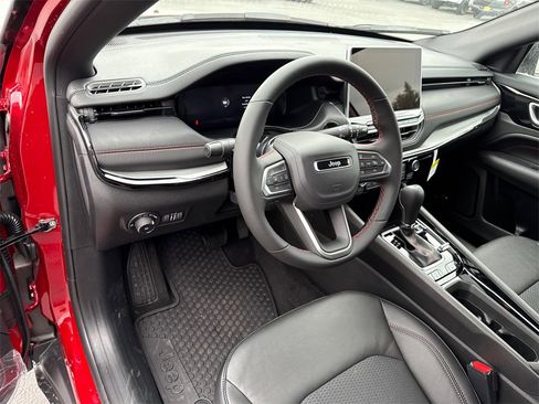 New 2026 Jeep Compass Trailhawk image 7