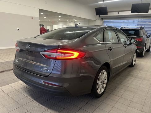 Used 2019 Ford Fusion SE image 8