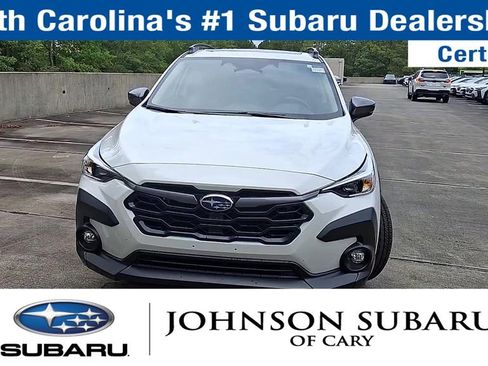 Used 2025 Subaru Crosstrek 2.0i Premium AWD/4WD image 4