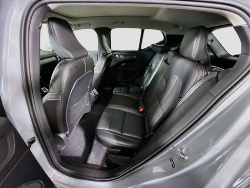 Used 2026 Volvo XC40 B5 Plus AWD/4WD image 25