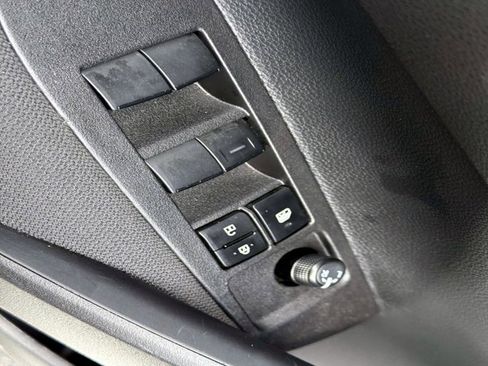 Used 2026 Toyota Corolla SE w/ SE Package image 16