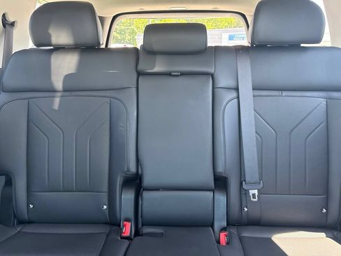 Used 2024 Hyundai Santa Fe SEL FWD image 13